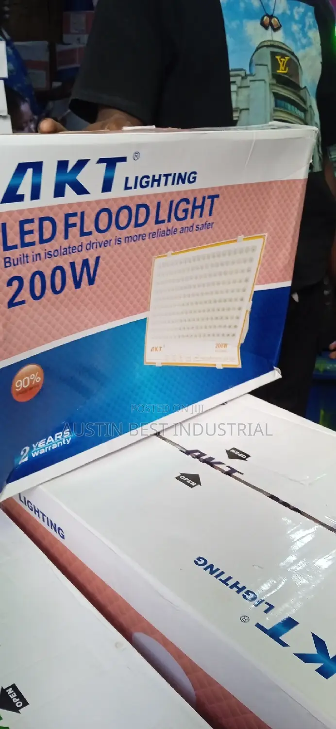 AKT 200W Flood Light (Multi Eyes)