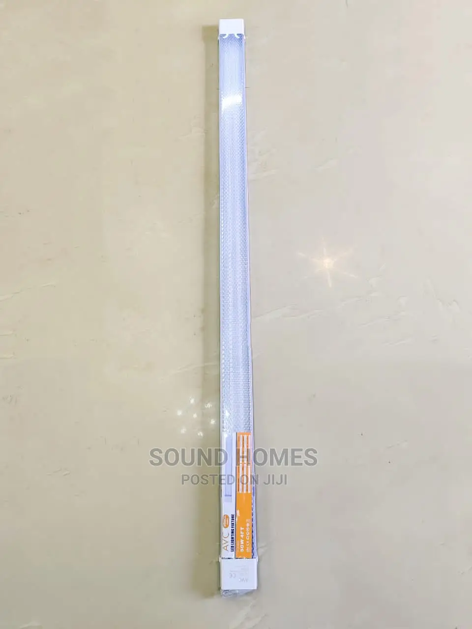 Led Fluorescent Lamp
