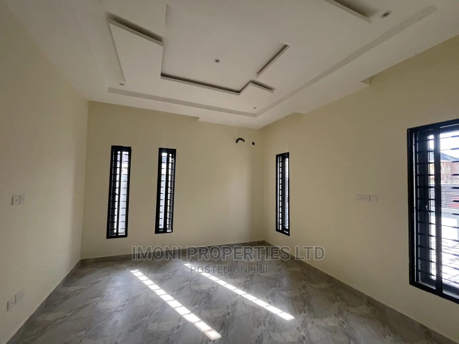 3bdrm Block of Flats in Fo1, Kubwa for rent