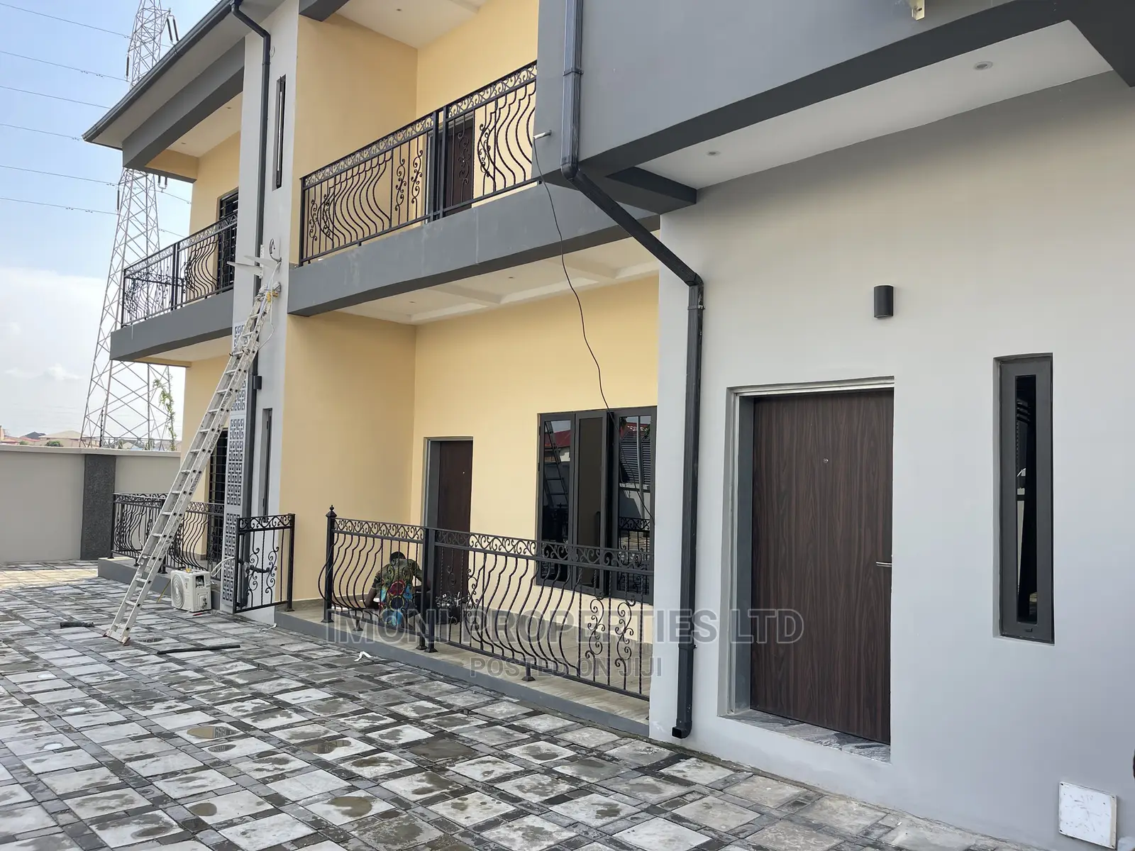 3bdrm Block of Flats in Fo1, Kubwa for rent