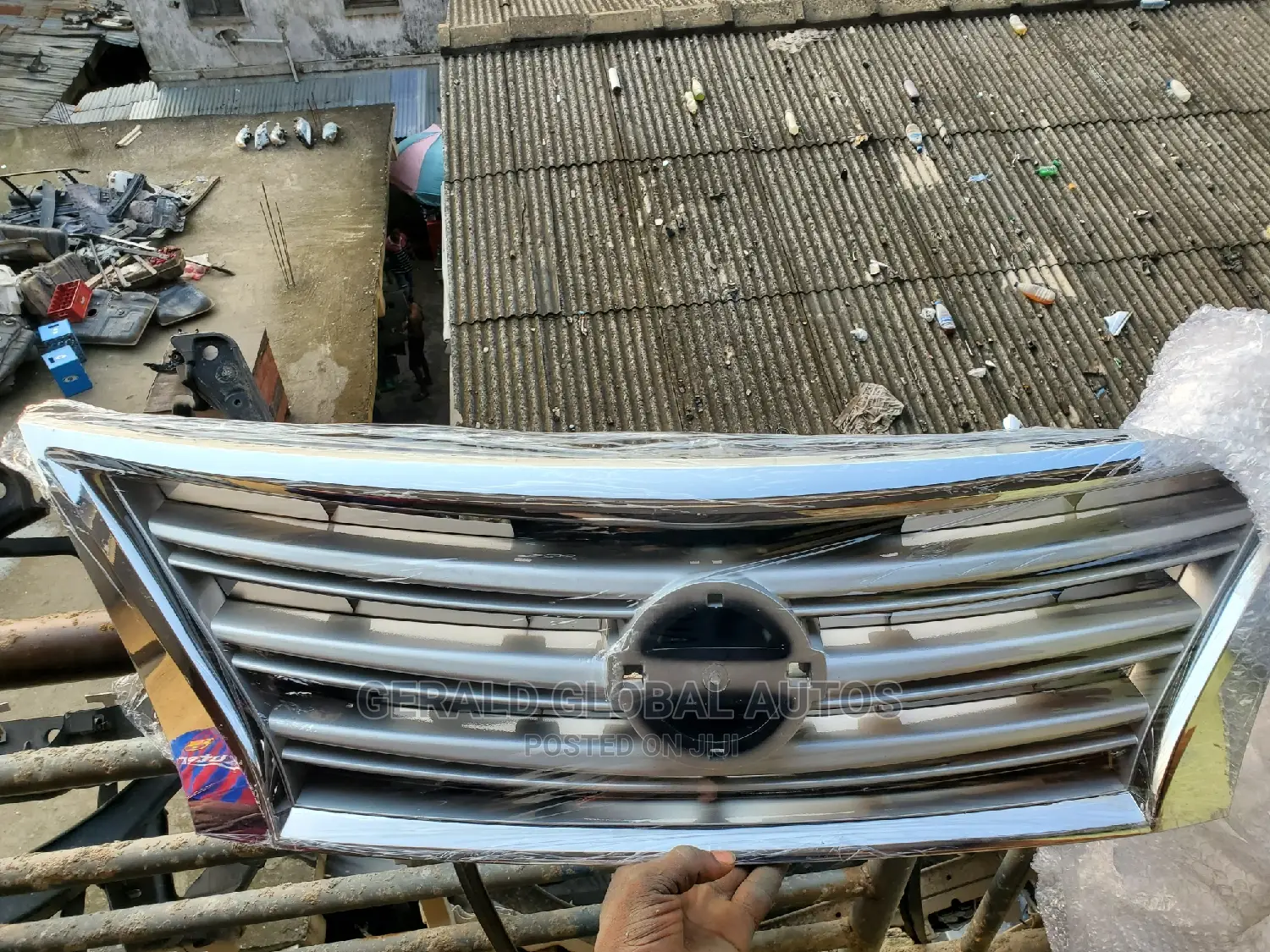 Front Grille Nissan Sentra 2013 - 2015