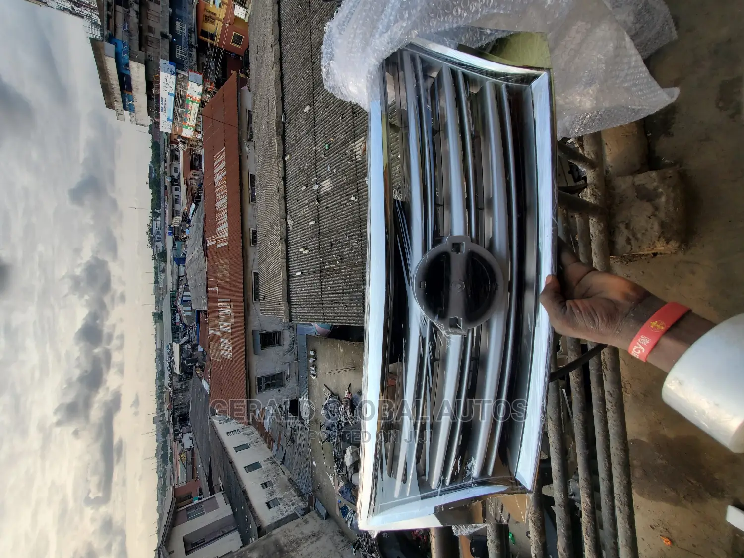 Front Grille Nissan Sentra 2013 - 2015