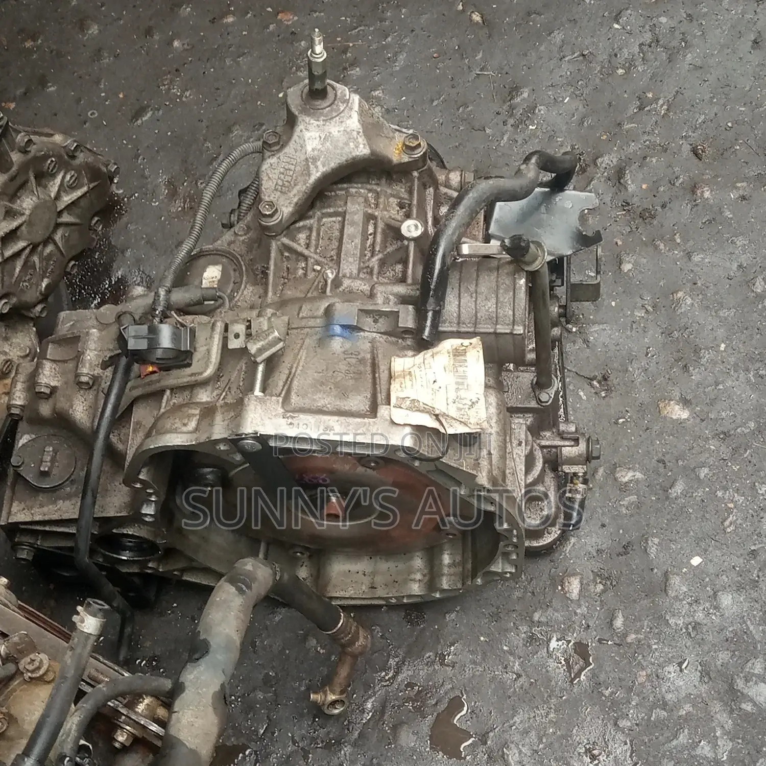 Nissan Almera Gearbox