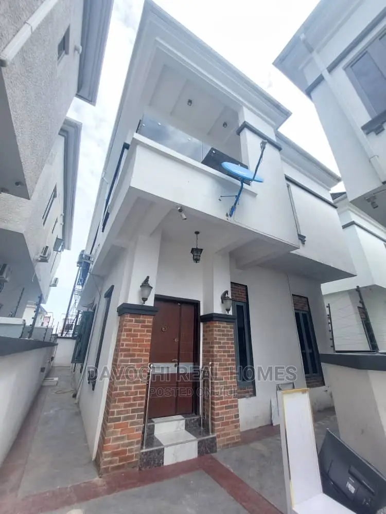 4bdrm Duplex in Chevron Drive, Lekki for rent