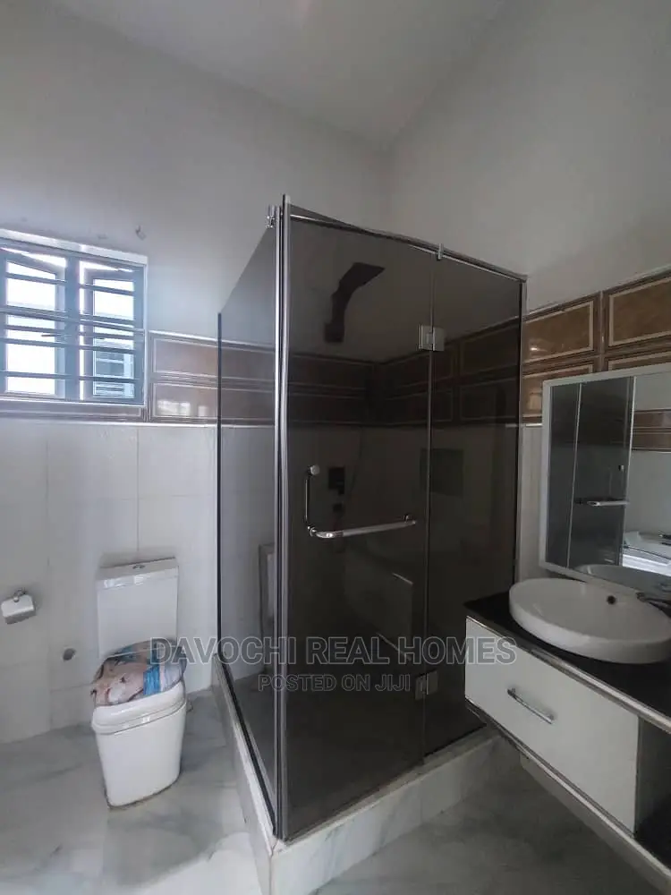 4bdrm Duplex in Chevron Drive, Lekki for rent