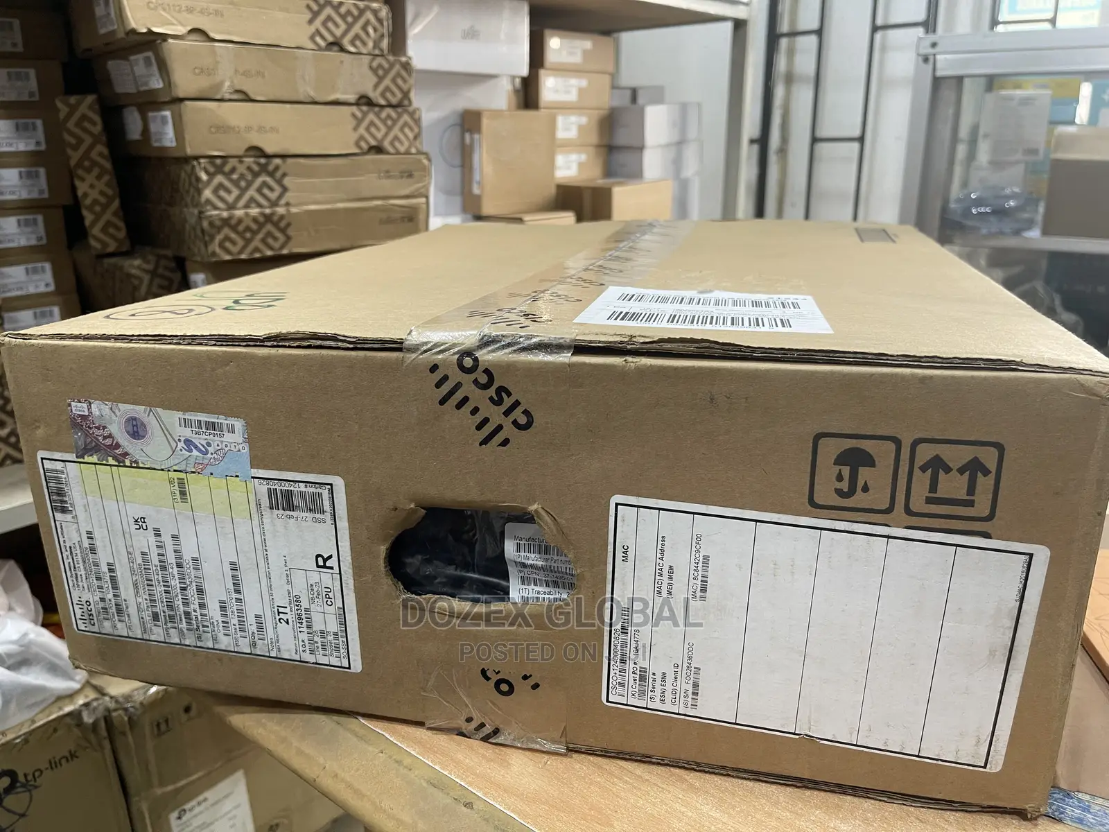 Cisco 9200l-24p-4g-E Gigabytes and Poe Switch