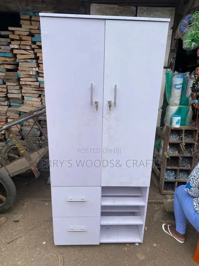 32 Inches White Wardrobe