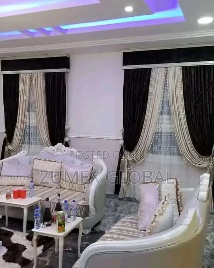 Royal Design