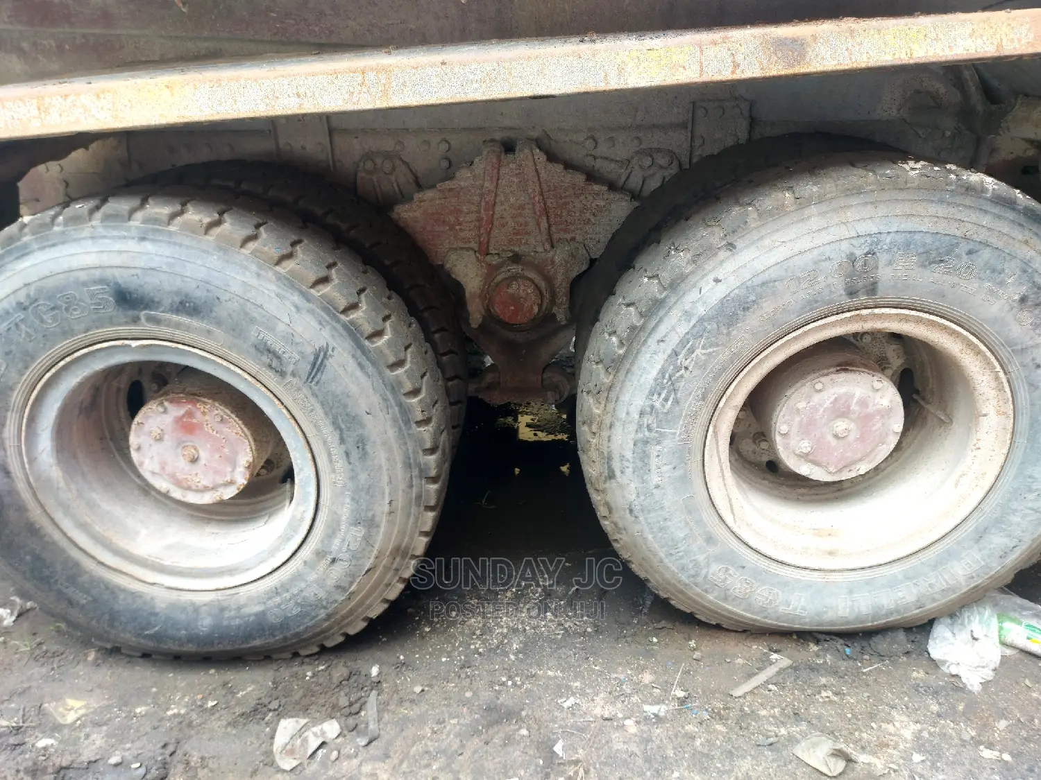 New Arrival 330 36 IVECO Ten Tyres Dump Truck 30tons Capacit