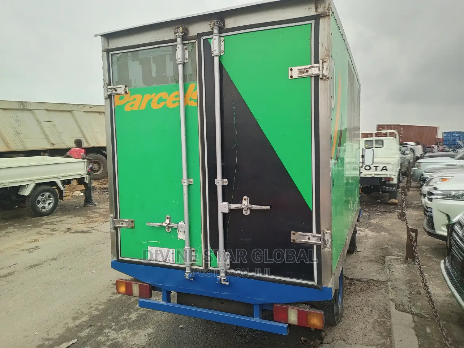 Toyota Dyna 200 Contener Body