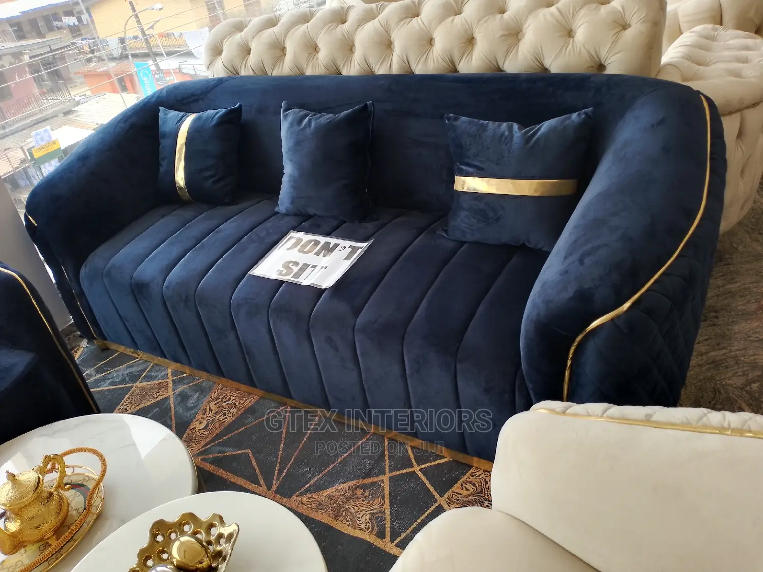 Luxury Contemporary Sofa Chair