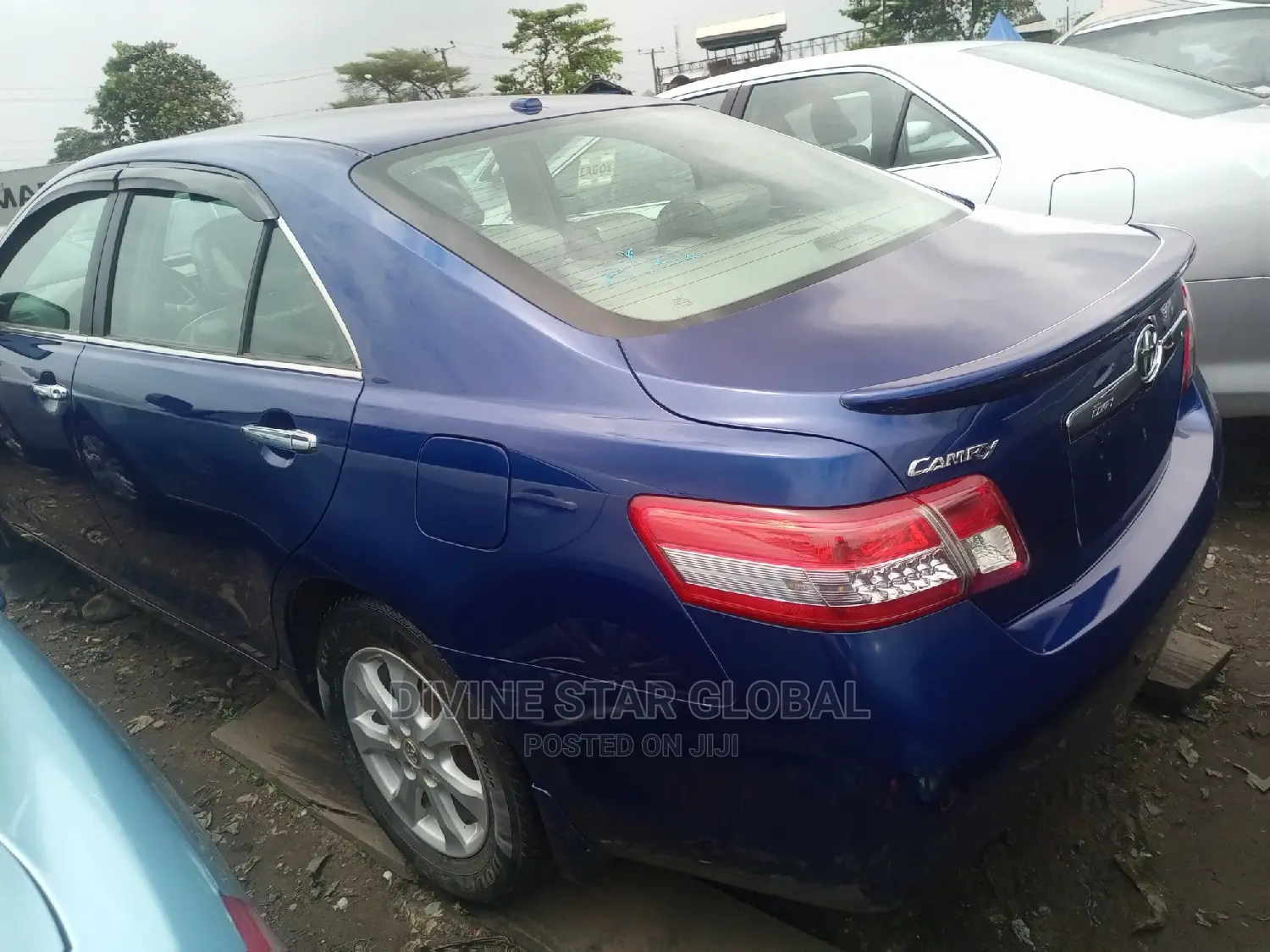 Toyota Camry 2010 Blue