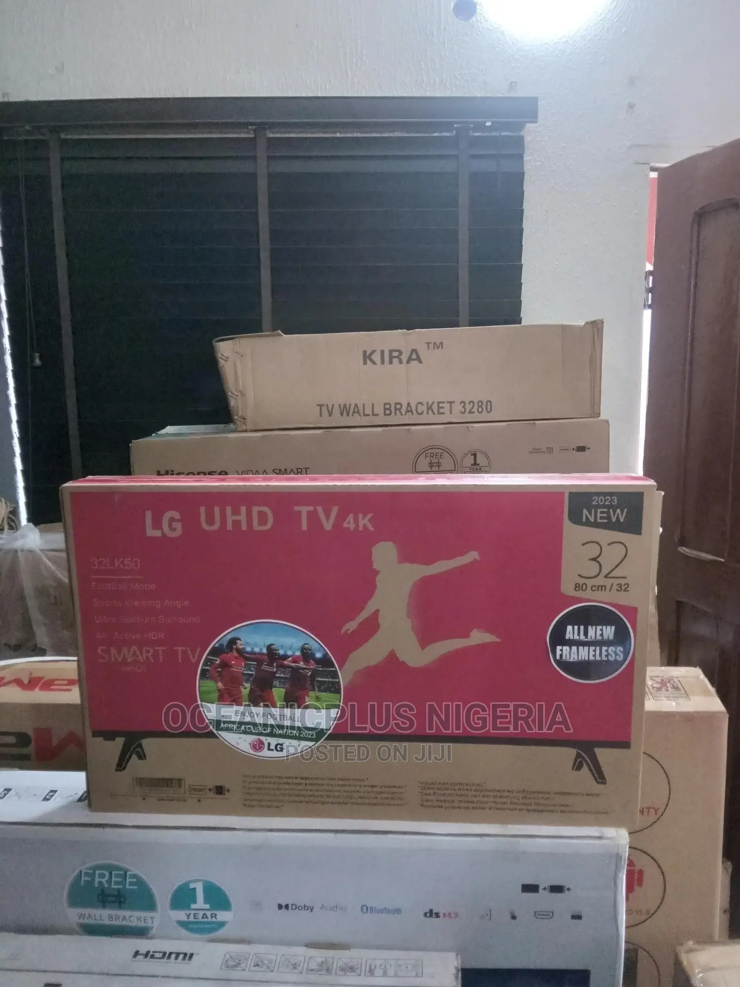 Smart View LG 32 Inches Frameless TV