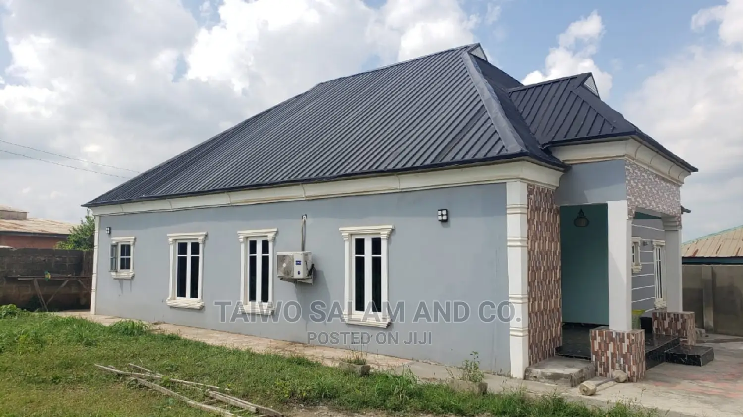 Furnished 3bdrm Bungalow in Ibadan for sale