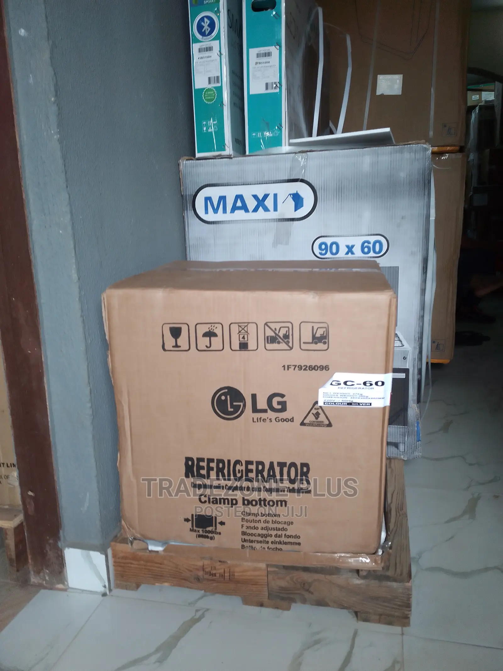 Introducing the New LG Bedside Refrigerator-Lg Gc-60