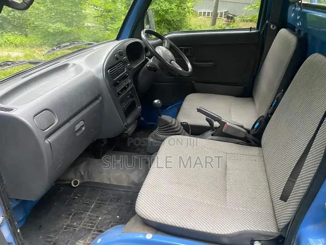 Daihatsu Hijet Mini Truck 2002 Blue