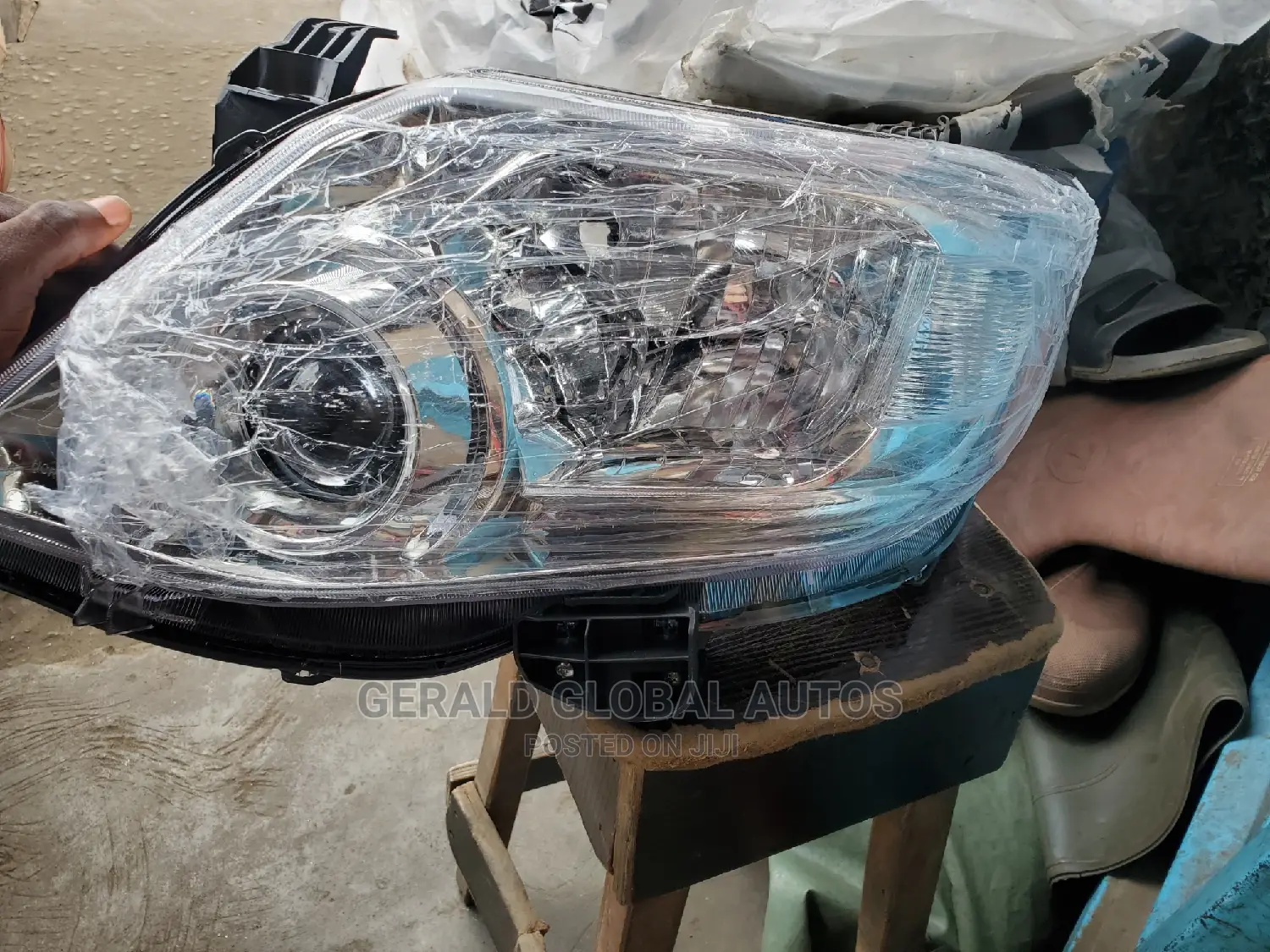 Head Lamp Toyota Fortuner 2010 - 2012