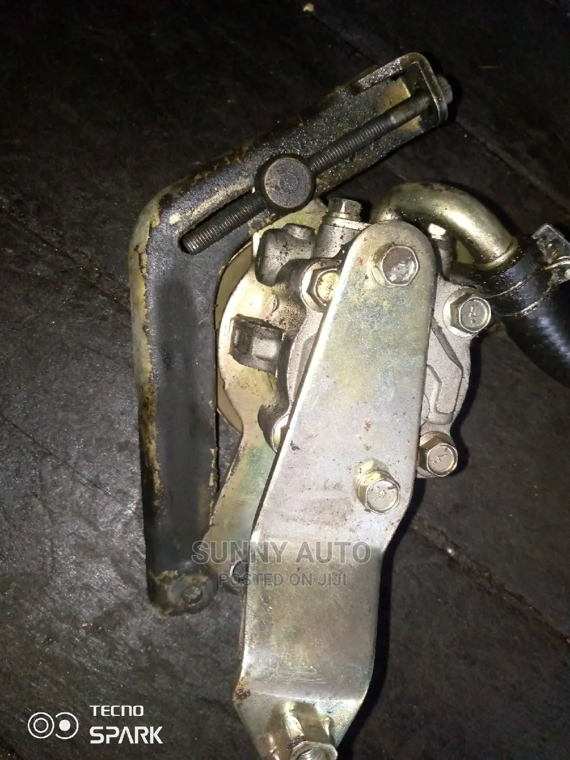 Power Steering Pump for Nissan Qx4 (1998_2000 Model)