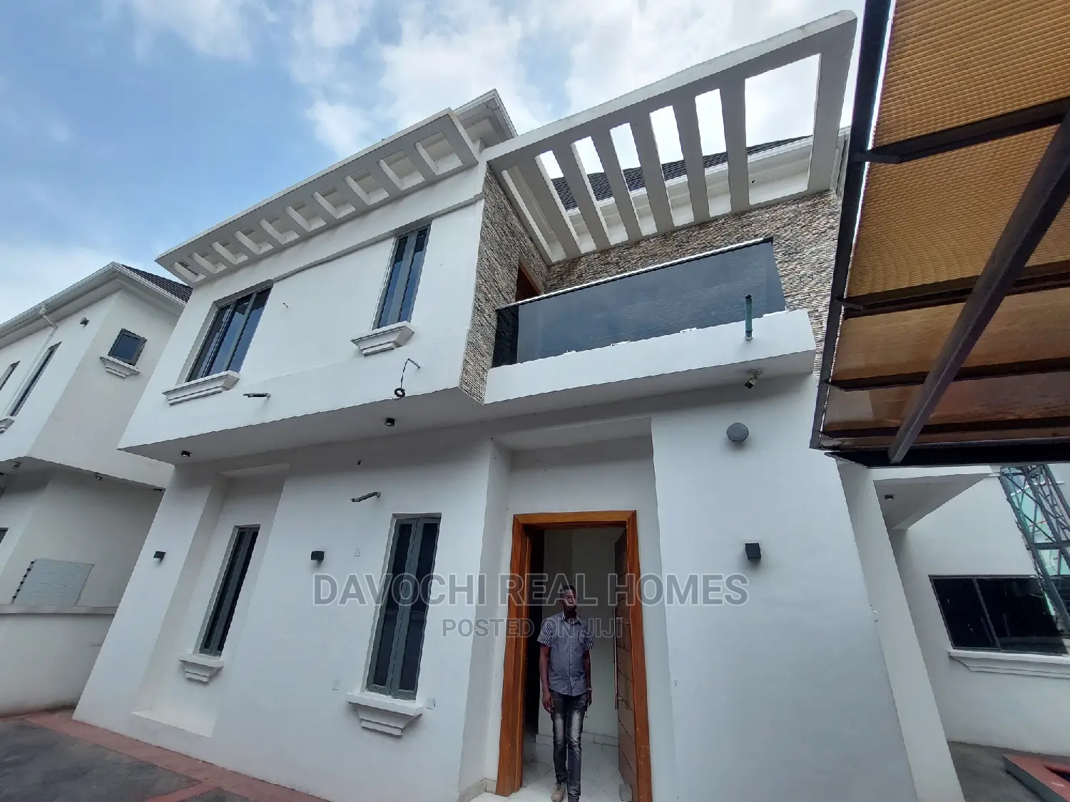 5bdrm Duplex in Chevron Second Toll, Lekki for rent