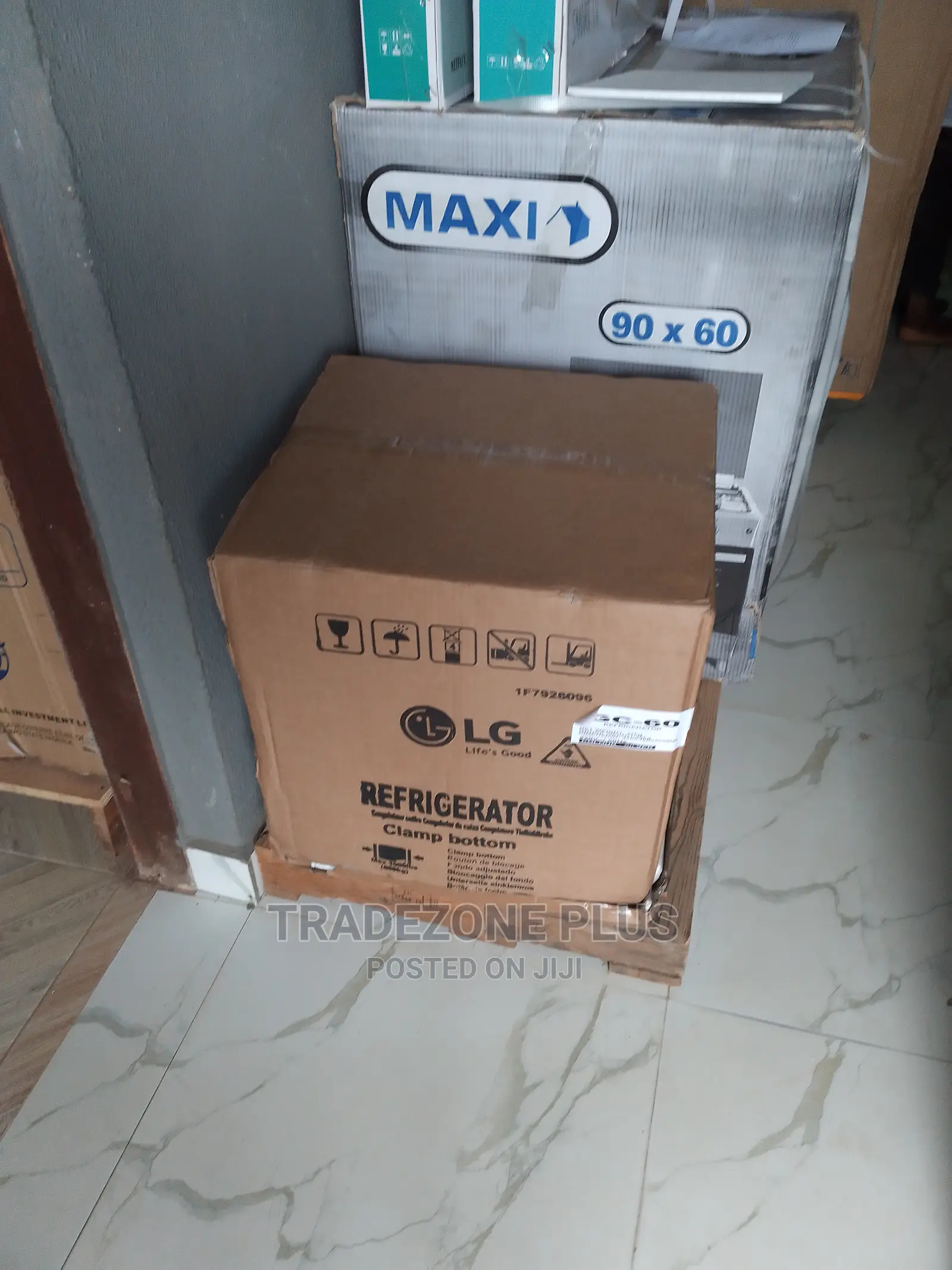 Fast Cooling LG Bedside Refrigerator-Lg Gc-60