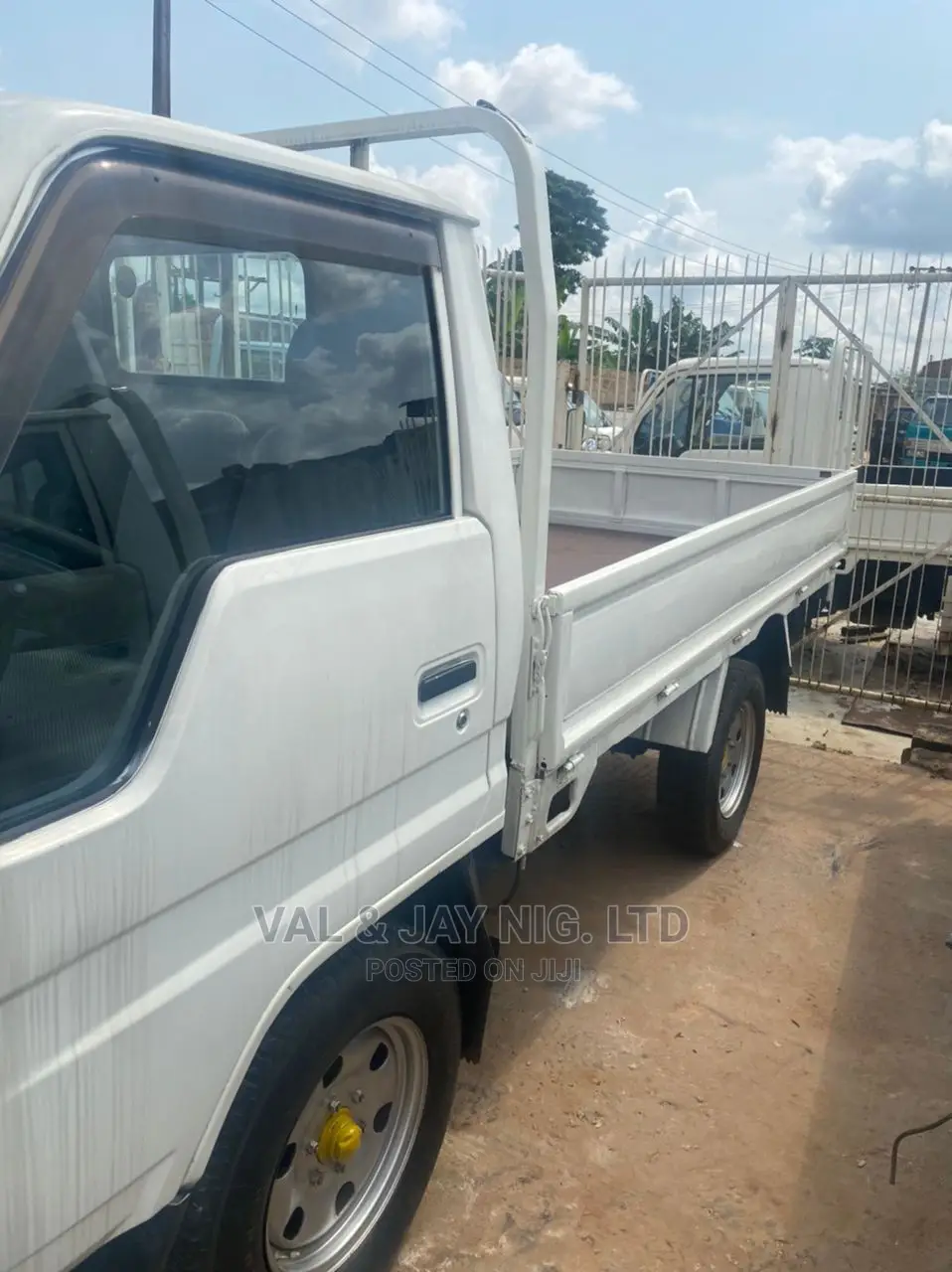Toyota Dyna 200 - Long Chassis (3rz Engine) - Blue Color