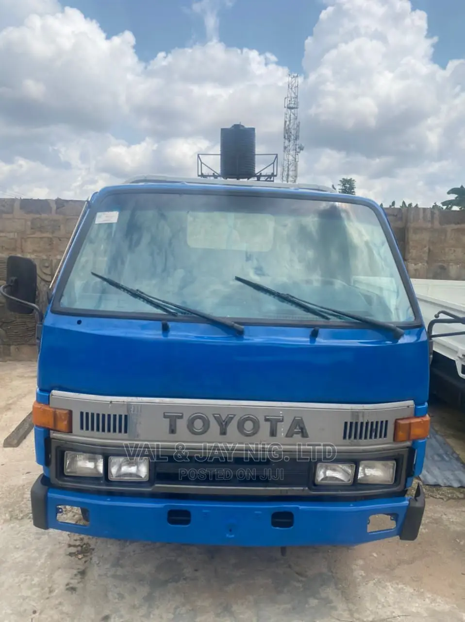 Toyota Dyna 200 - Normal Chassis - 2rz Fuel Engine