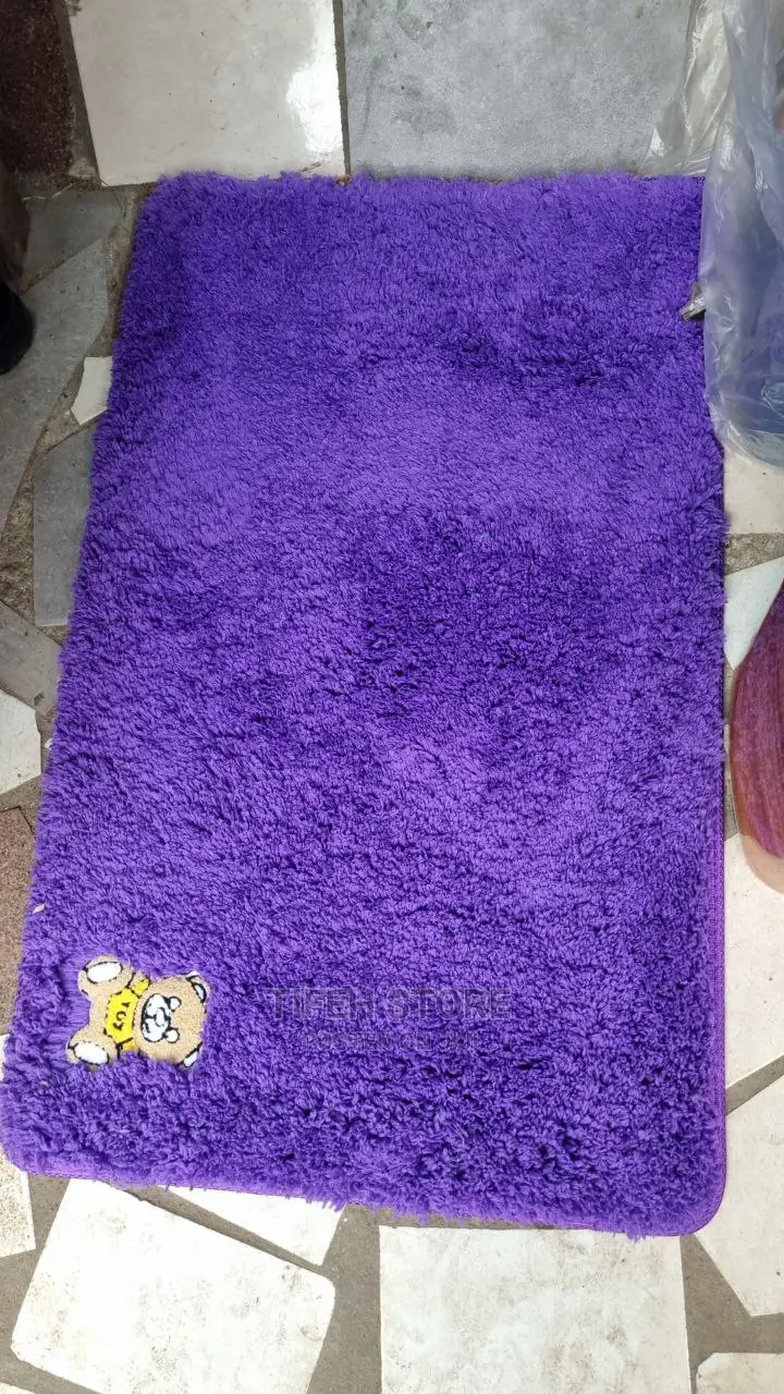 Fluffy Foot Mat