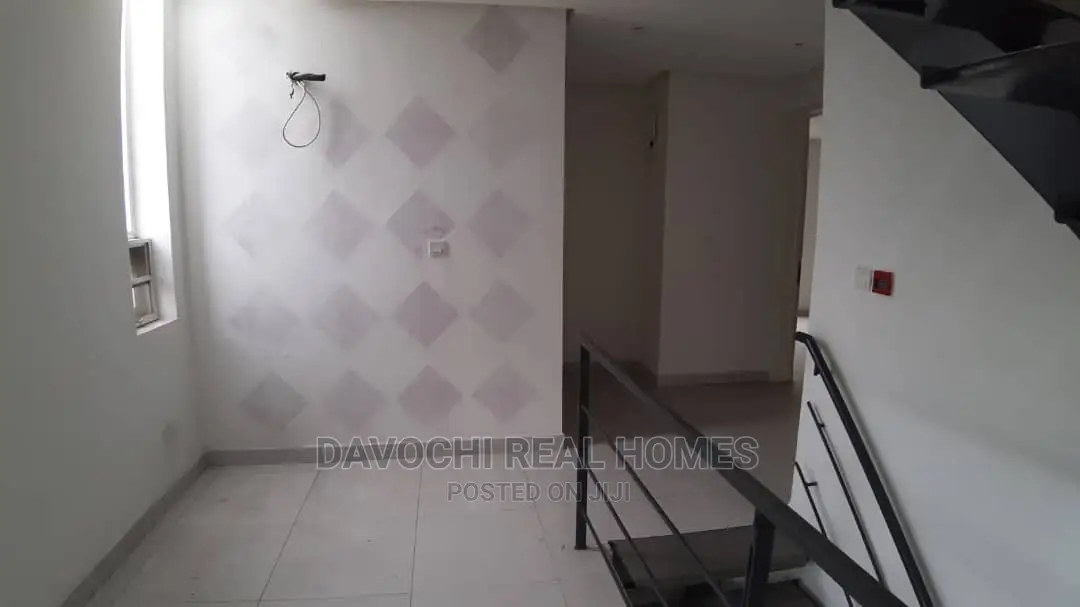 3bdrm Duplex in Agungi Lekki for rent