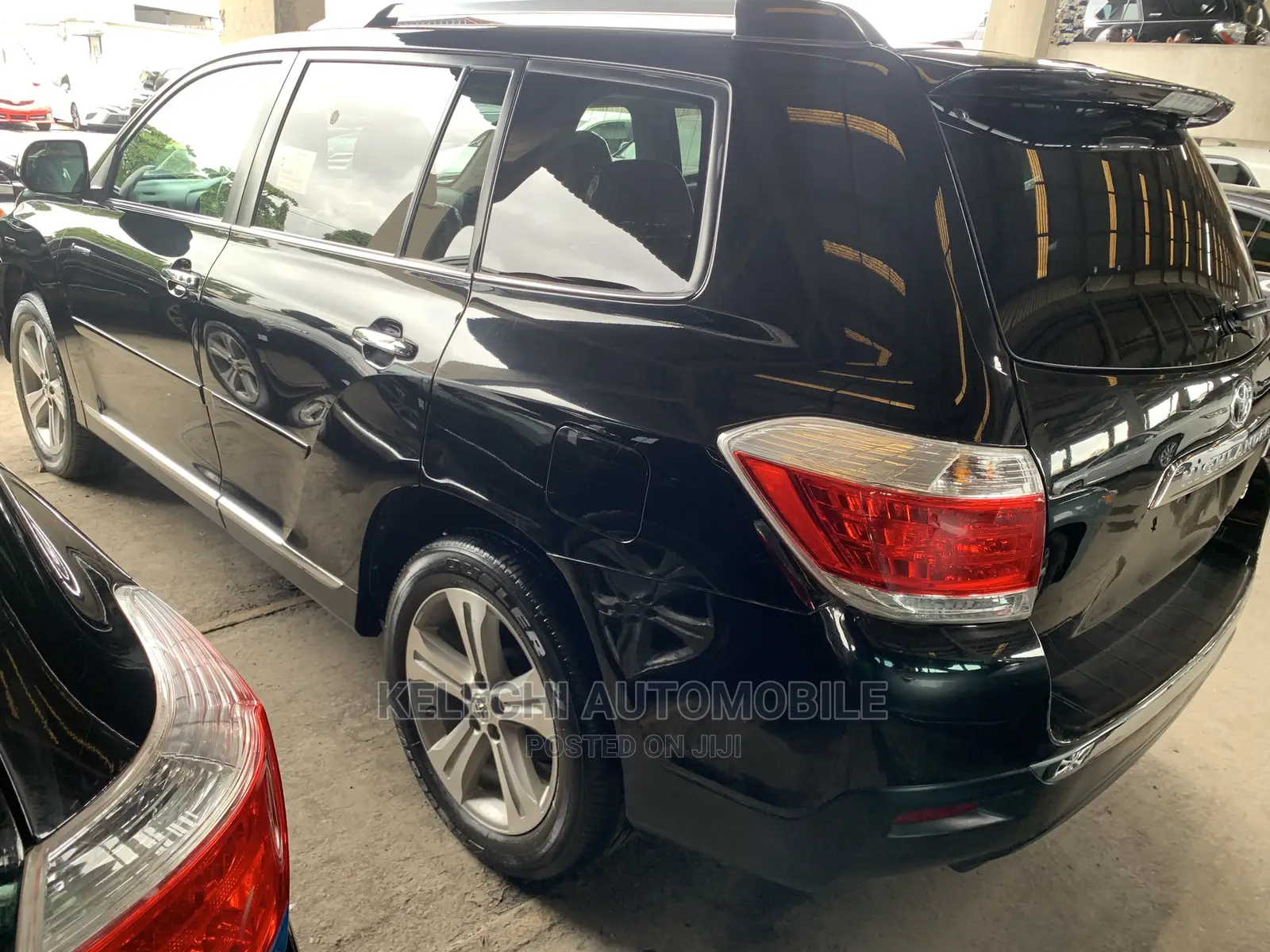 Toyota Highlander Limited 3.5l 4WD 2013 Black