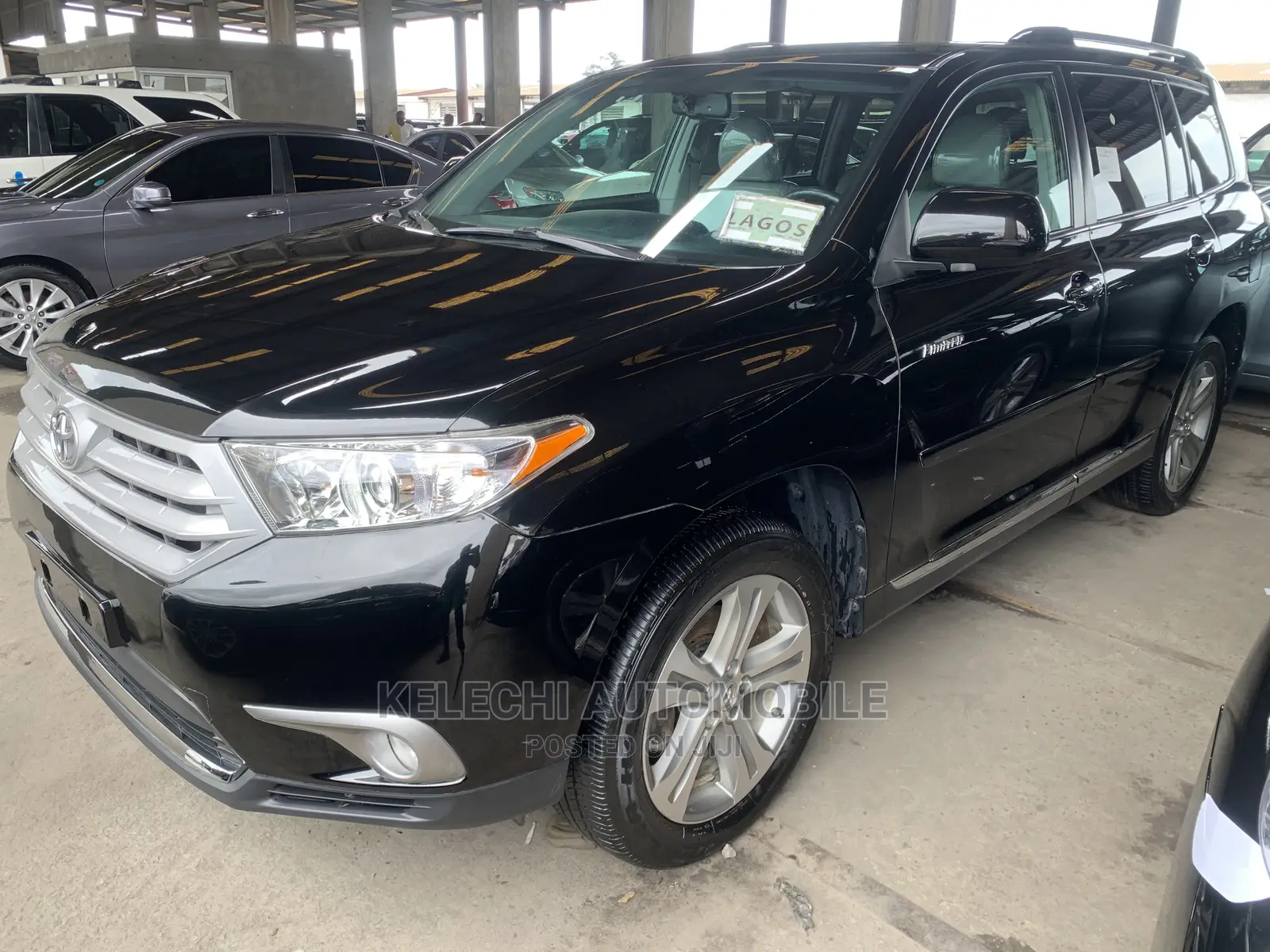 Toyota Highlander Limited 3.5l 4WD 2013 Black
