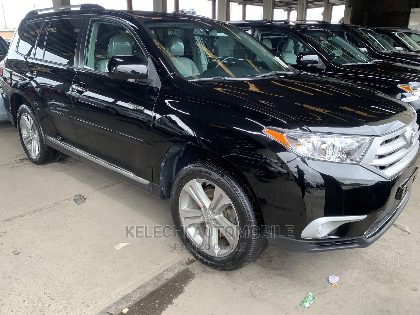 Toyota Highlander Limited 3.5l 4WD 2013 Black