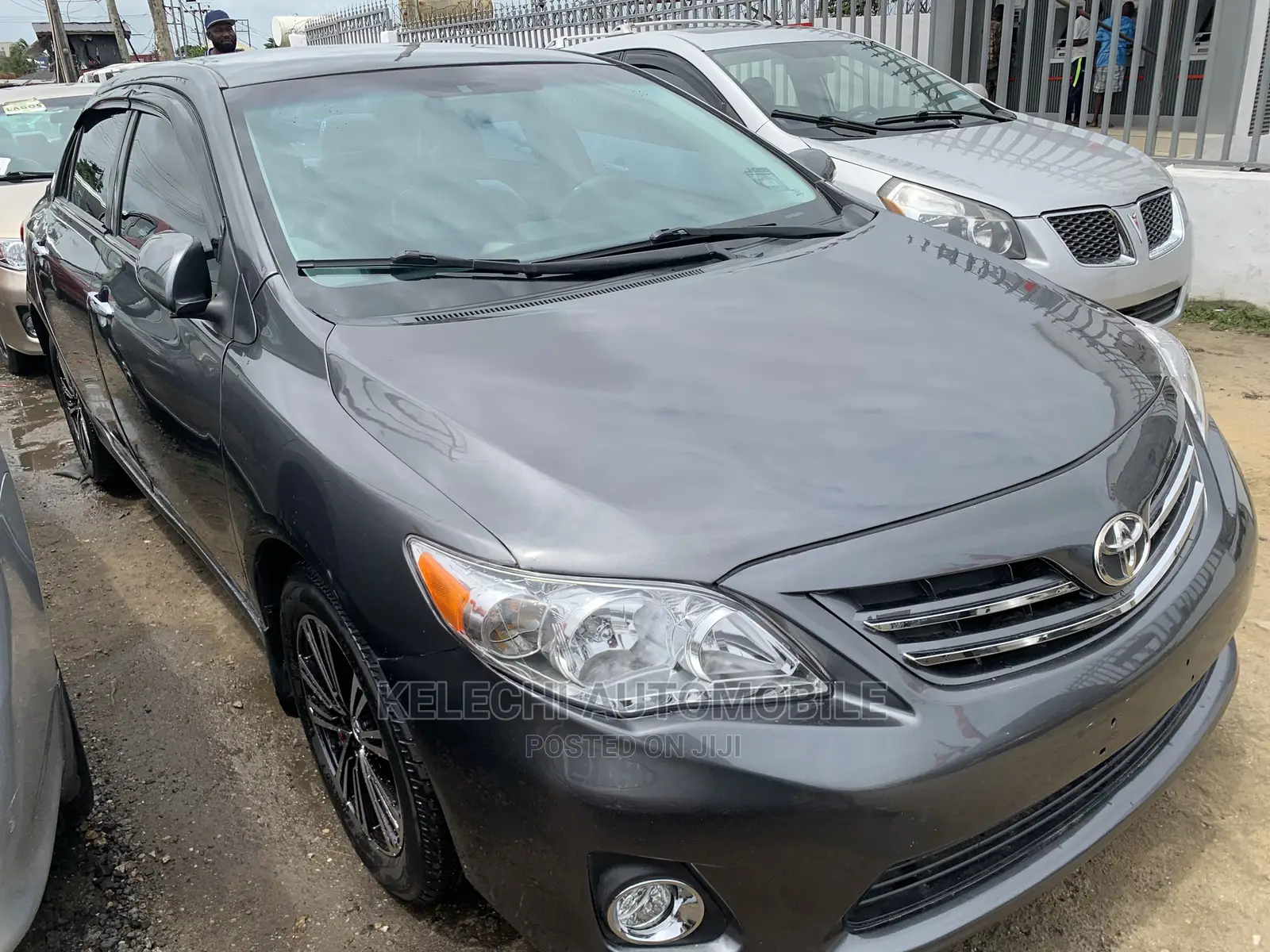Toyota Corolla LE 4dr Sedan (1.8L 4cyl 4A) 2011 Gray