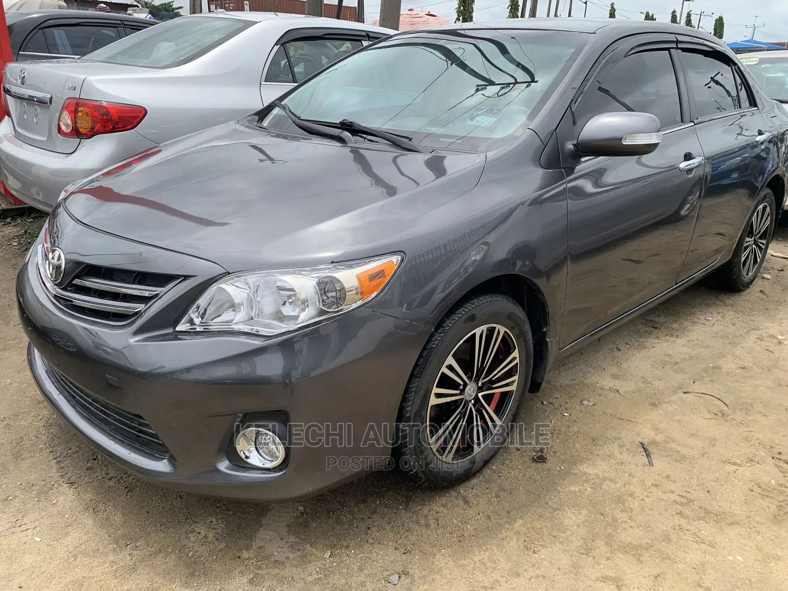 Toyota Corolla LE 4dr Sedan (1.8L 4cyl 4A) 2011 Gray