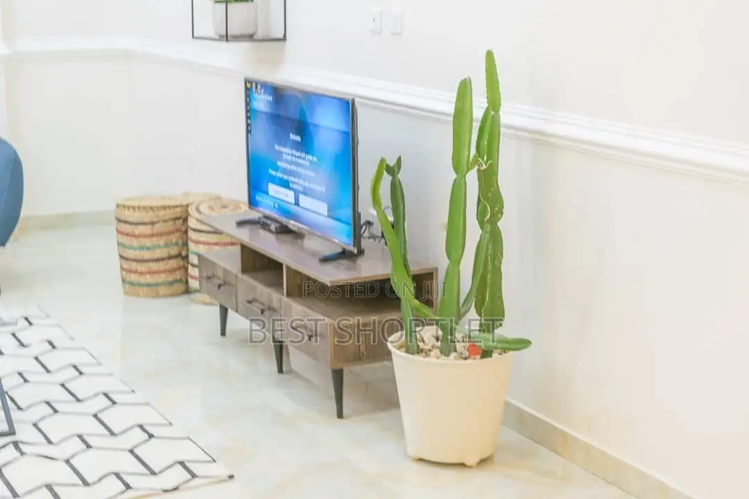 Spacious 2 Bedroom