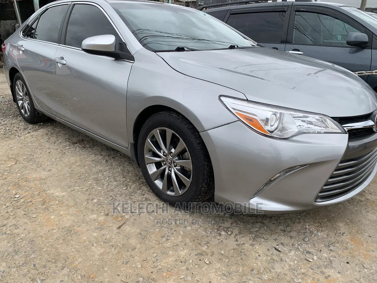 Toyota Camry 2016 Silver