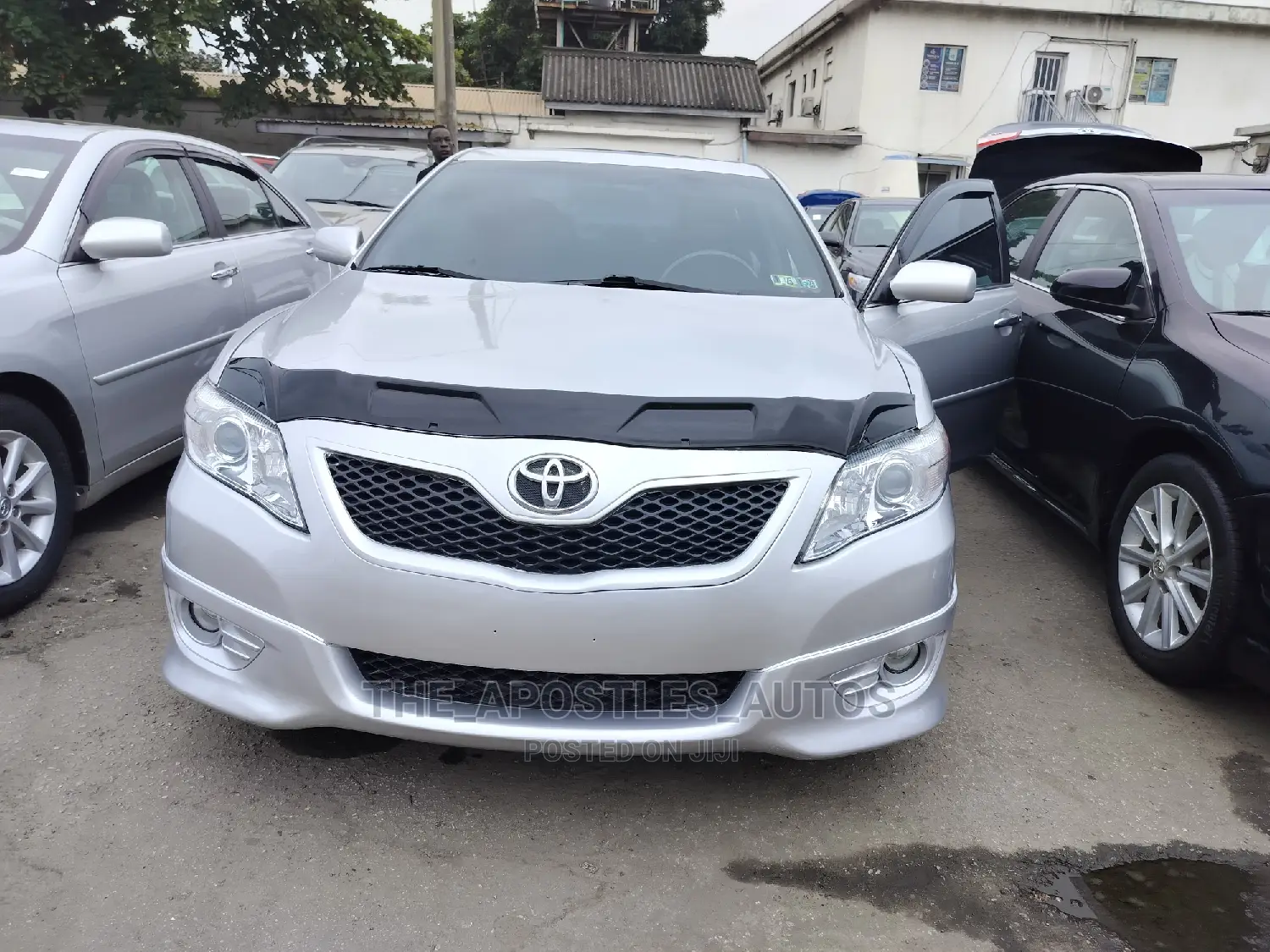 Toyota Camry 2010 Silver