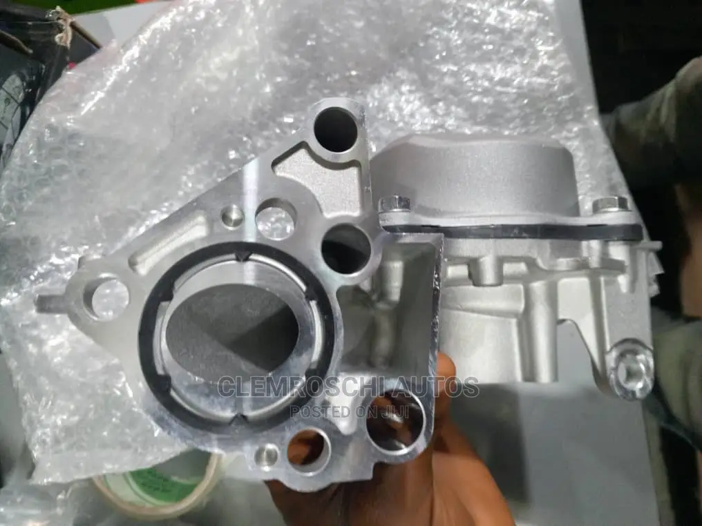High Quality Certified Hybrid/Electric Water Pump Camry 2019