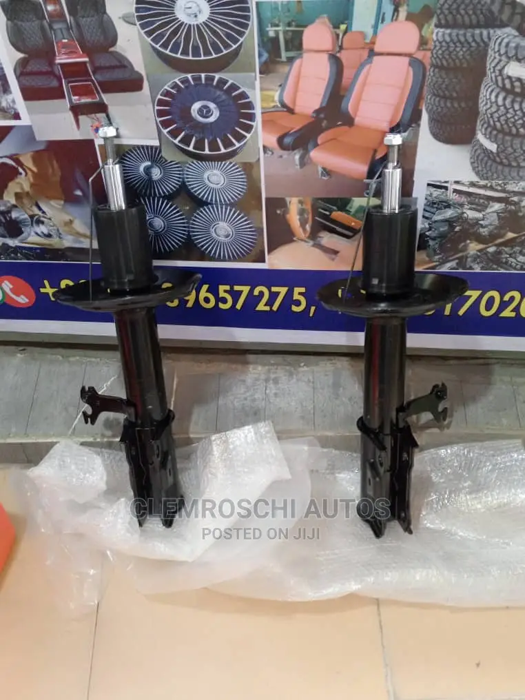 High Quality Certified Front Shock for Toyota Hiace 2020