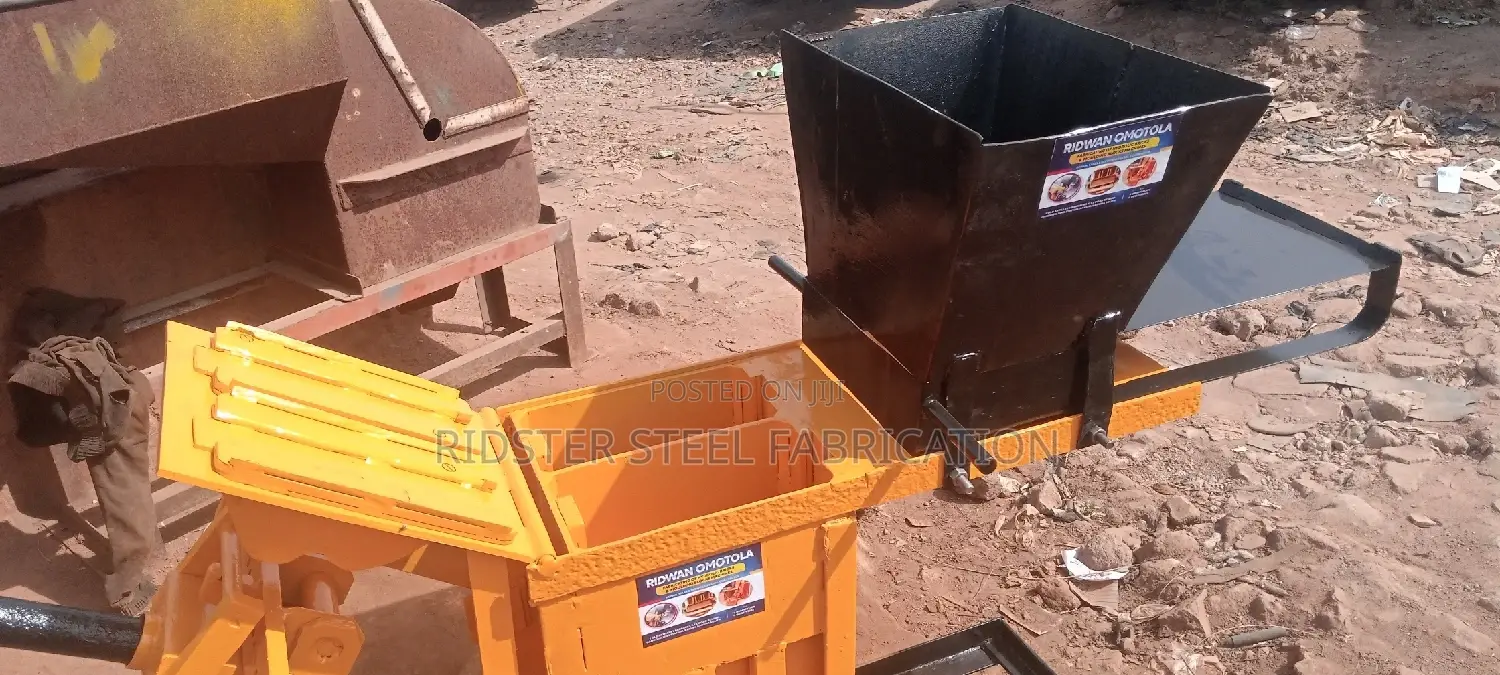 Hydraulic Interlocking Brick's Machine Made by Ridster Steel Fabricati