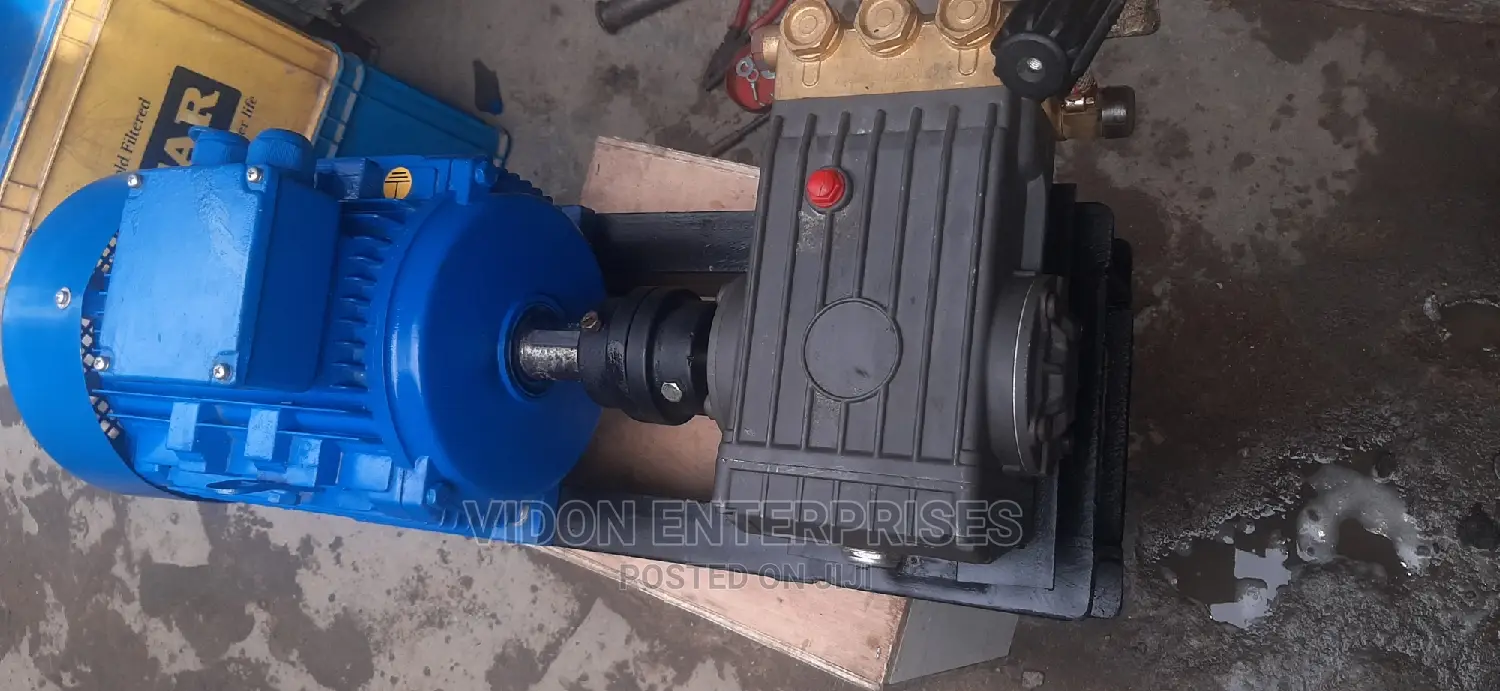 Industrial Pressure Wash