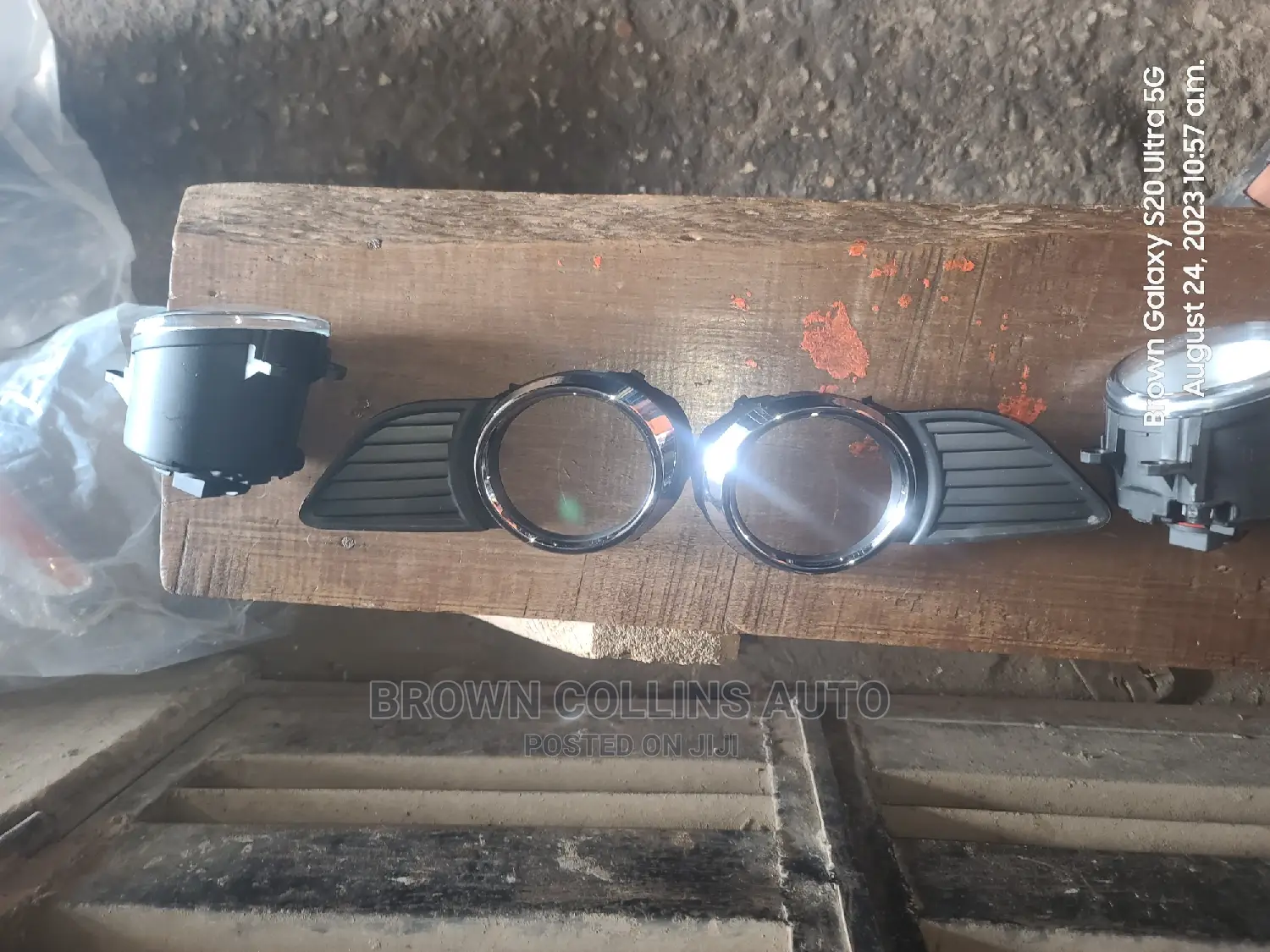 Fog Lights and Covers Toyota Sienna 2011-2015