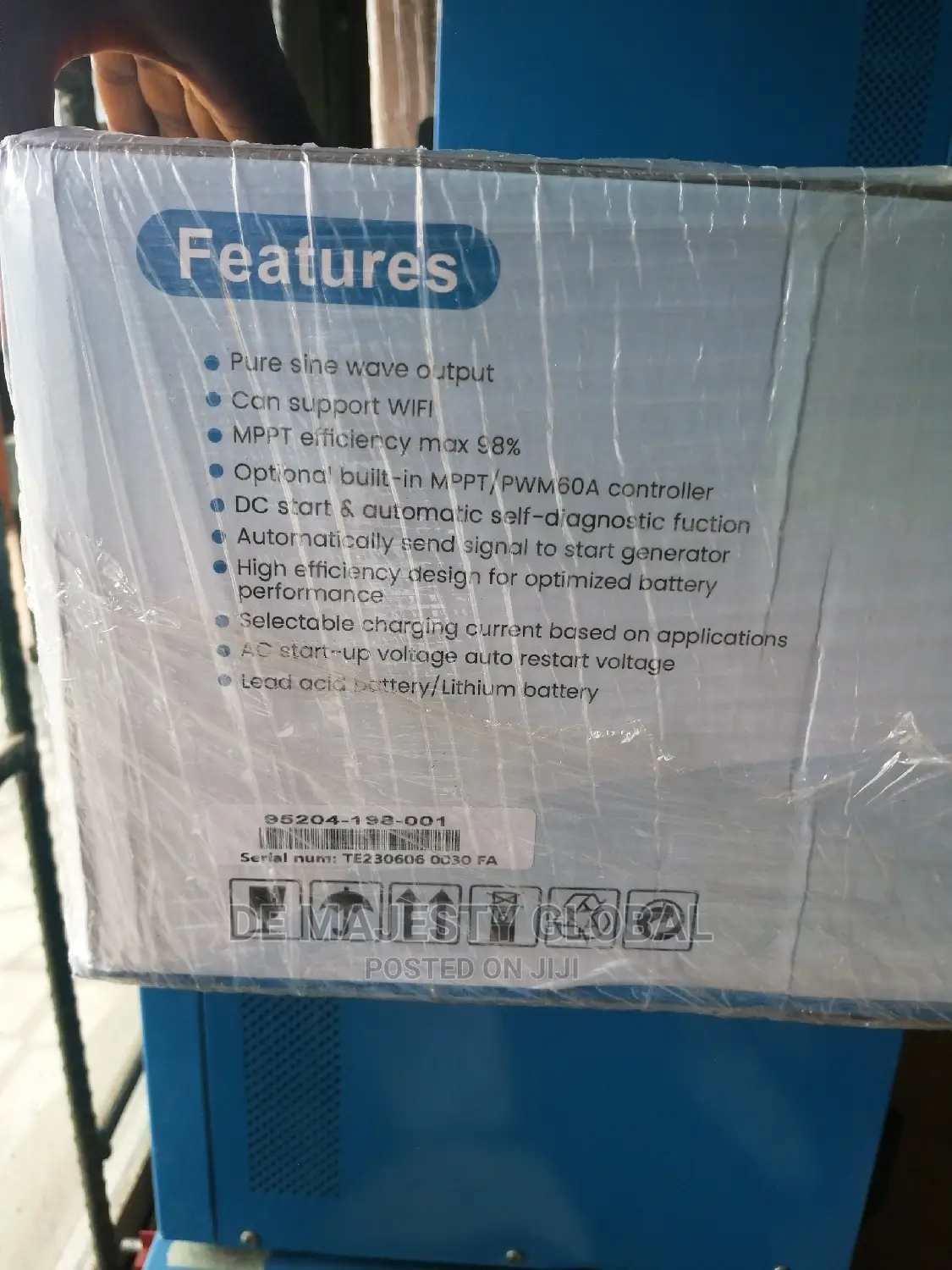 2.5kva 24V Famicare Hybrid Inverter With 60a Contr