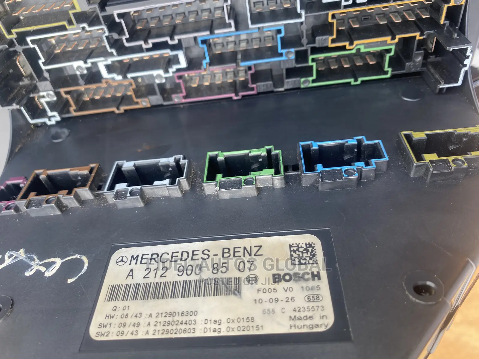 E350 Front Fusebox Sam W212