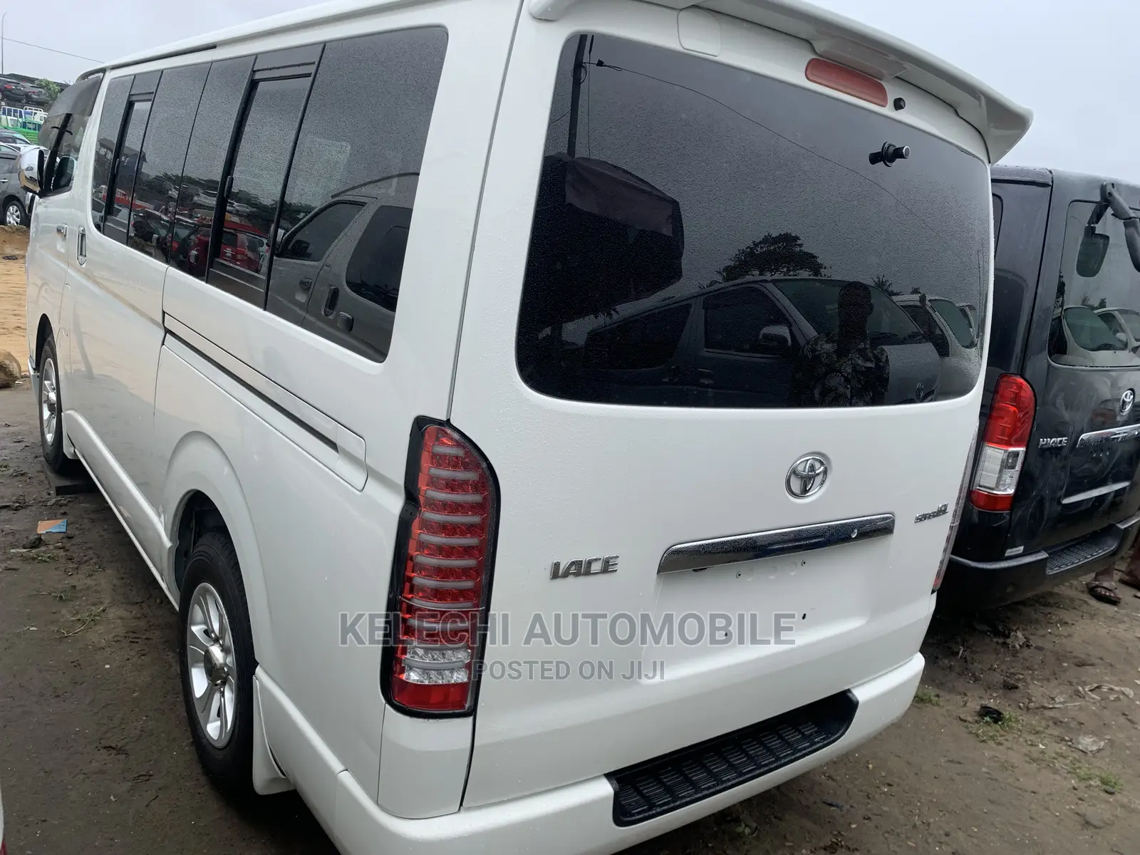 Toyota HiAce 2008 White