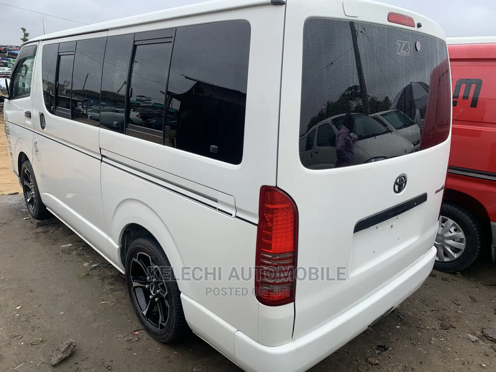 Toyota HiAce 2008 White