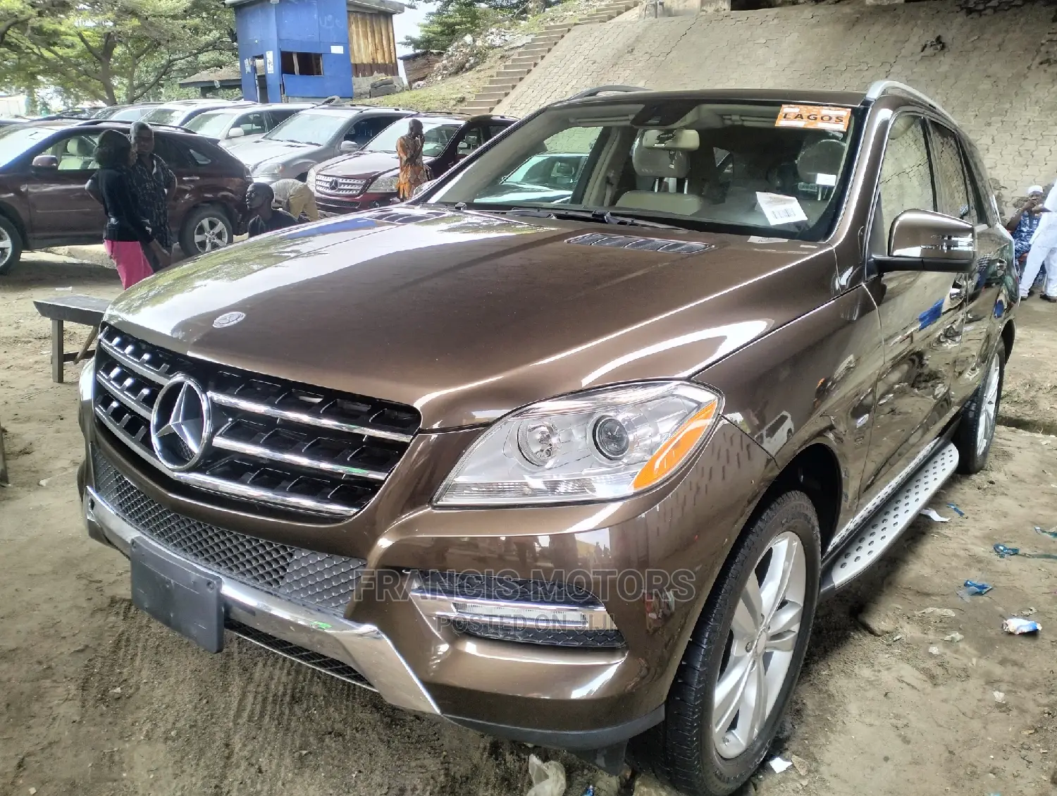 Mercedes-Benz M Class 2015 Brown