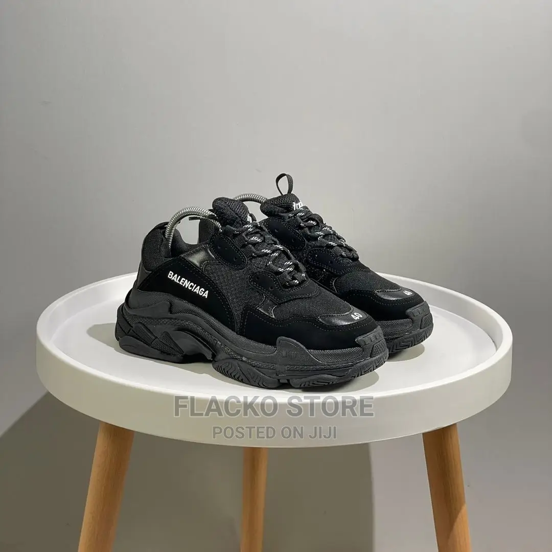 Original Balenciaga Triple Sole Black Sneakers