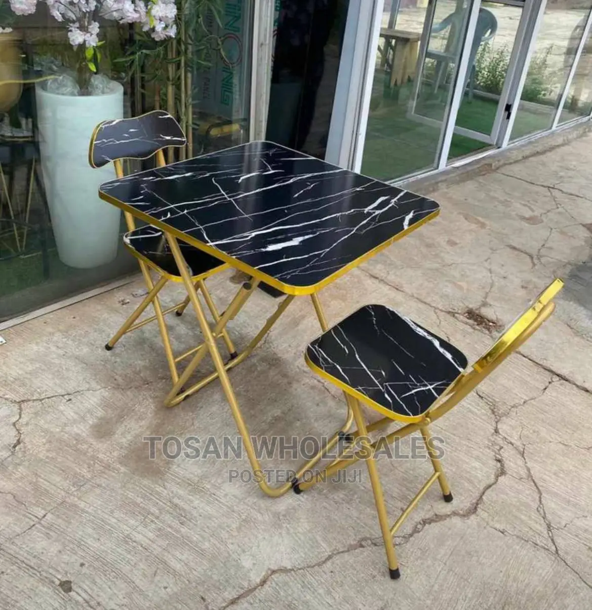 Vintage Design Foldable Table With A Chair