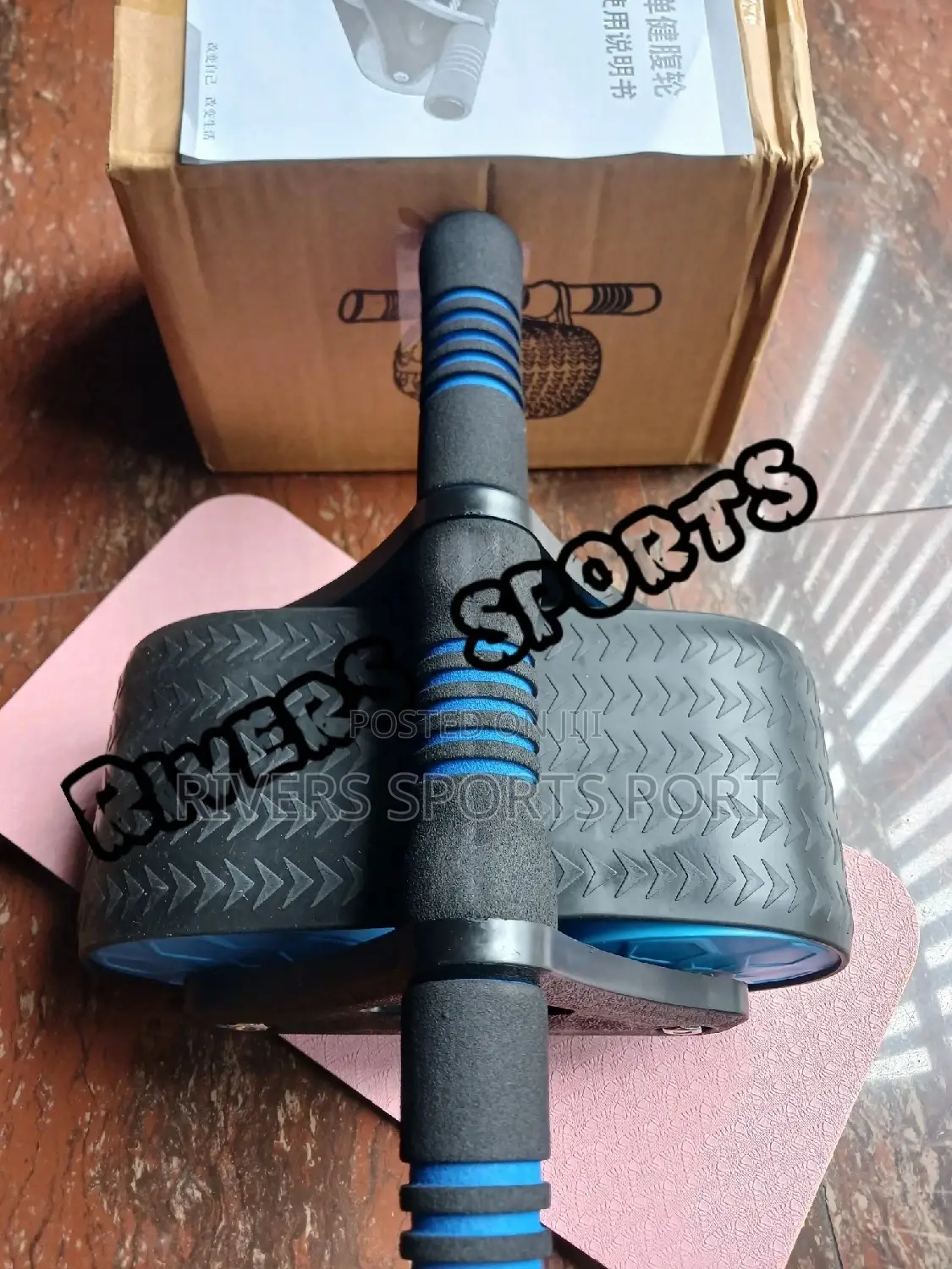Anti Slip Automatic Rebound AB Wheel Roller With Knee Pad