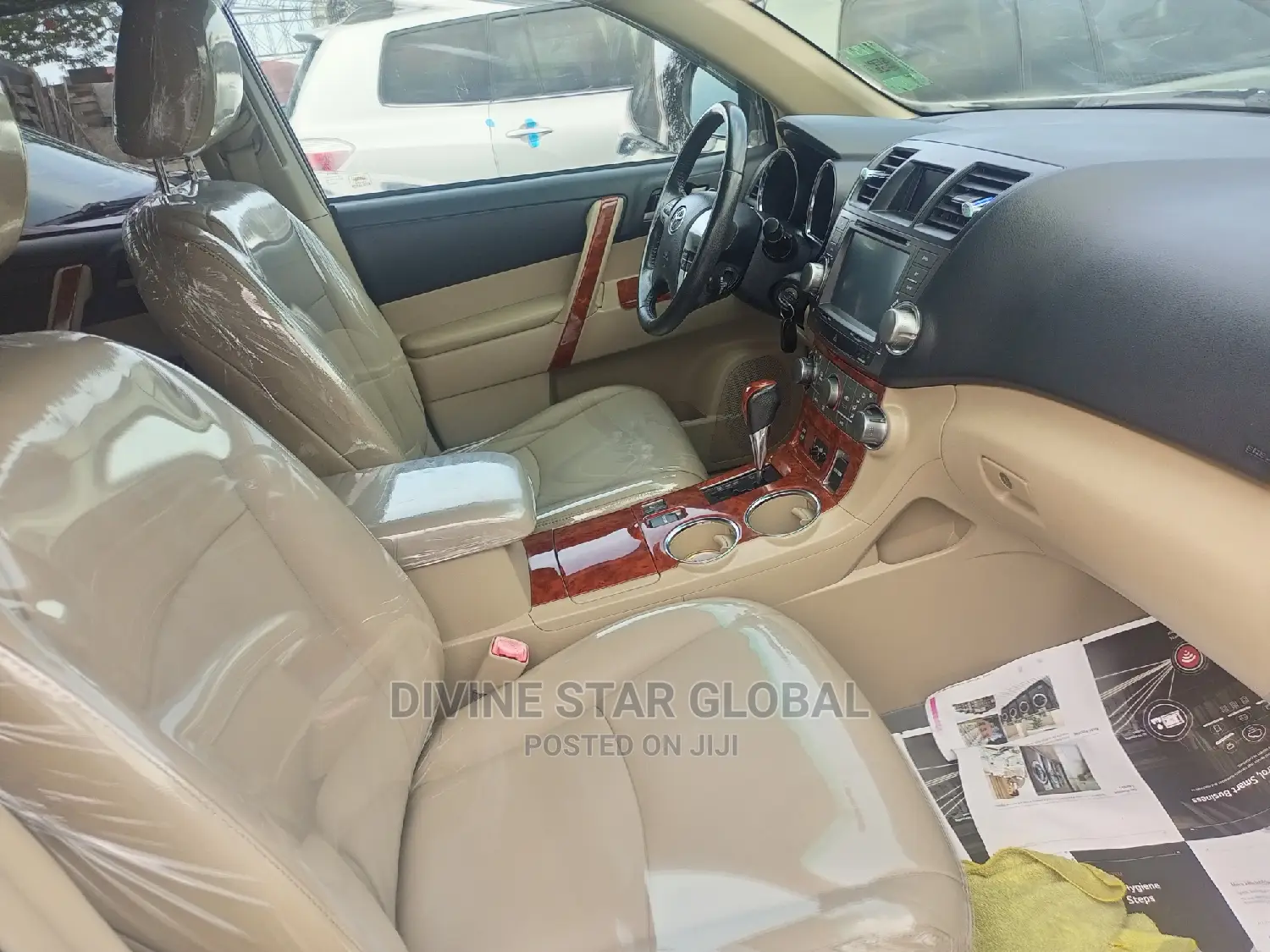 Toyota Highlander Limited 2012 White